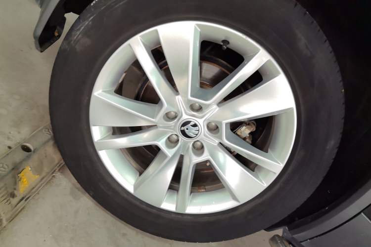 Used Skoda Kodiaq 2020 TSI330 5-Seat Two-Wheel Drive Deluxe Enjoyment Edition Right Rear Wheel Hub