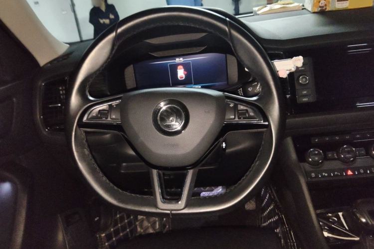 Used Skoda Kodiaq 2020 TSI330 7-Seater Two-Wheel-Drive Luxury Enjoyment Edition Steering Wheel