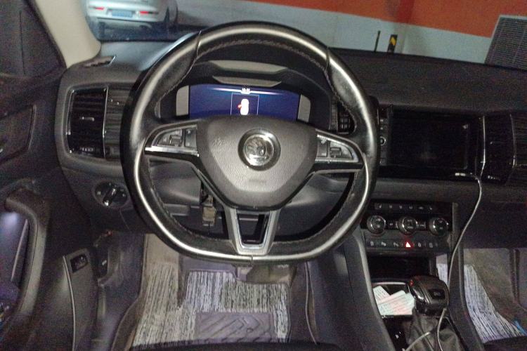 Used Skoda Kodiaq 2020 TSI330 7-Seater Two-Wheel-Drive Luxury Enjoyment Edition Steering Wheel