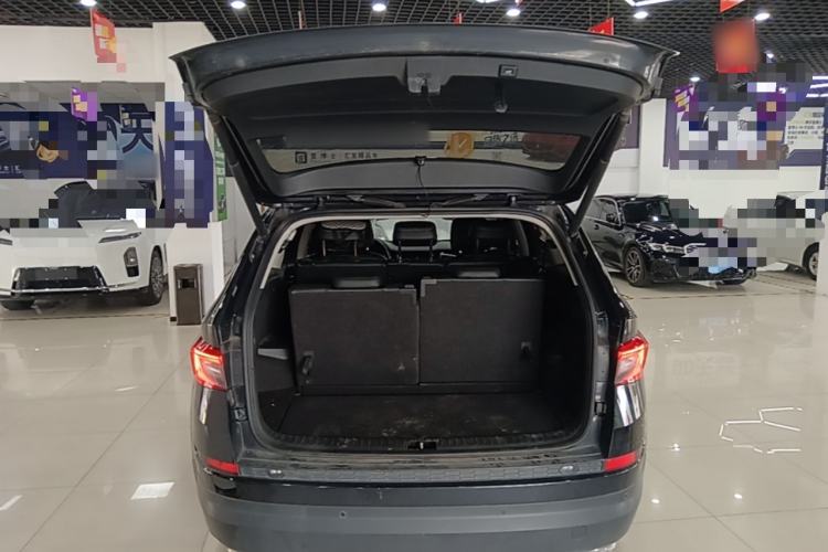 Used Skoda Kodiaq 2020 TSI330 7-Seater Two-Wheel-Drive Luxury Enjoyment Edition Trunk