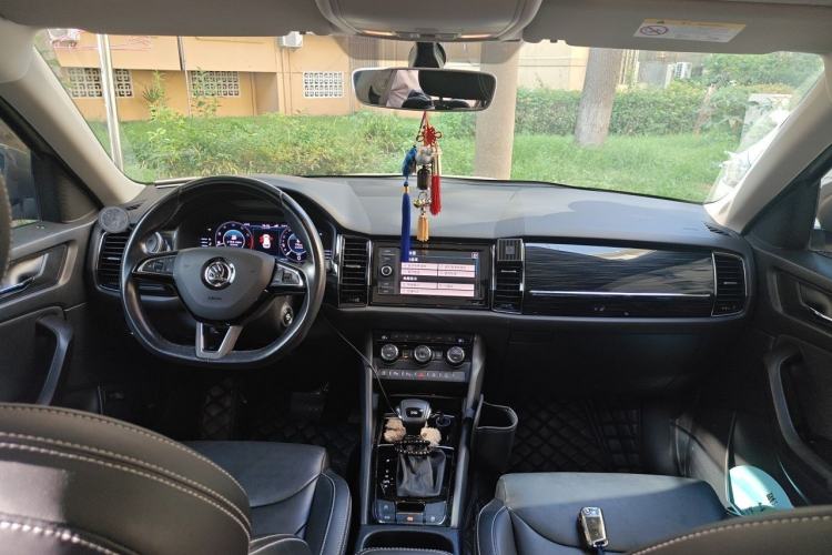 Used Skoda Kodiaq 2020 TSI330 5-Seat Two-Wheel Drive Deluxe Enjoyment Edition Center Console