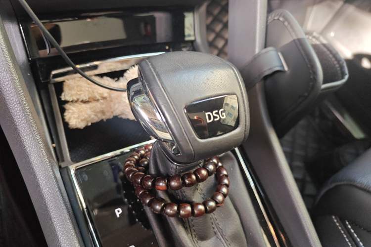 Used Skoda Kodiaq 2020 TSI330 5-Seat Two-Wheel Drive Deluxe Enjoyment Edition Gear Lever