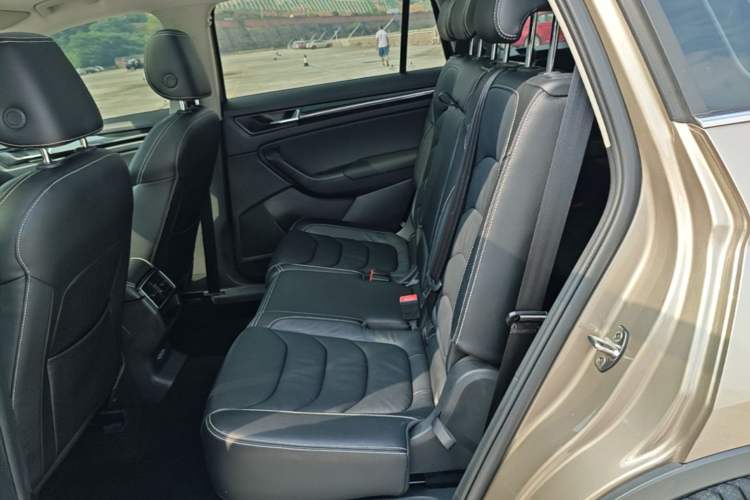 Used Skoda Kodiaq 2020 TSI330 7-Seater Two-Wheel-Drive Luxury Enjoyment Edition Left Rear Seat