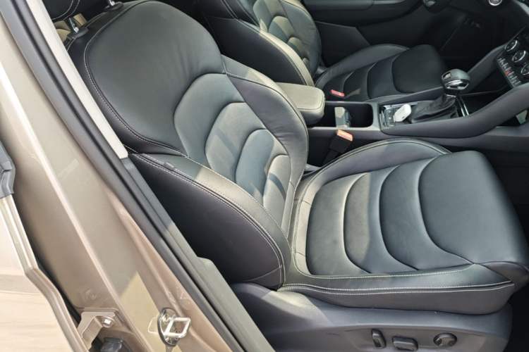 Used Skoda Kodiaq 2020 TSI330 7-Seater Two-Wheel-Drive Luxury Enjoyment Edition Right Front Seat