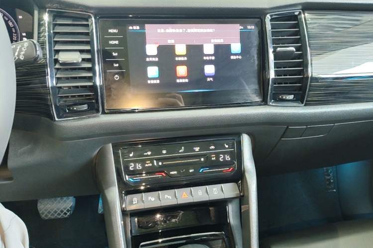 Used Skoda Kodiaq 2020 TSI330 7-Seater Two-Wheel-Drive Luxury Enjoyment Edition Audio And AC Panel