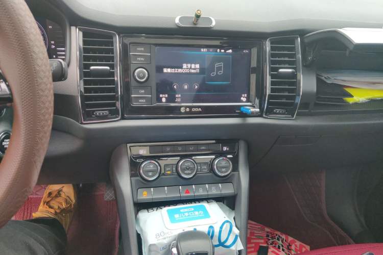 Used Skoda Kodiaq 2020 TSI330 5-Seater Two-Wheel Drive Comfort Edition Audio And AC Panel