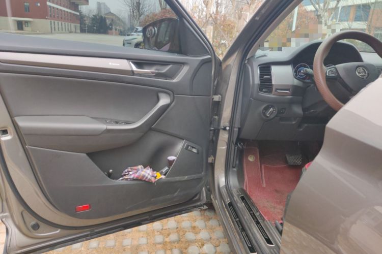 Used Skoda Kodiaq 2020 TSI330 5-Seater Two-Wheel Drive Comfort Edition Driver Seat