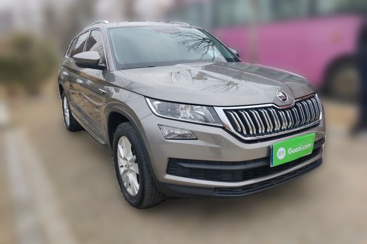 Used Skoda Kodiaq 2020 TSI330 5-Seater Two-Wheel Drive Comfort Edition Front Right 45 Deg