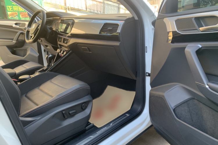 Used Skoda Kodiaq 2020 TSI330 7-Seater Two-Wheel-Drive Luxury Enjoyment Edition Interior 5