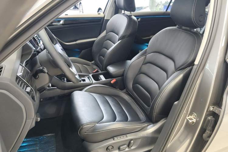 Used Skoda Kodiaq 2020 TSI330 7-Seater Two-Wheel-Drive Luxury Enjoyment Edition Left Front Seat
