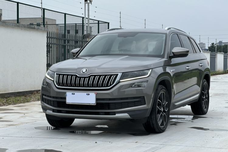 Used Skoda Kodiaq 2020 TSI330 7-Seater Two-Wheel-Drive Luxury Enjoyment Edition Guazi used car, China used car export, Used car for sale, Used Skoda cars, Cheapest cars for sale