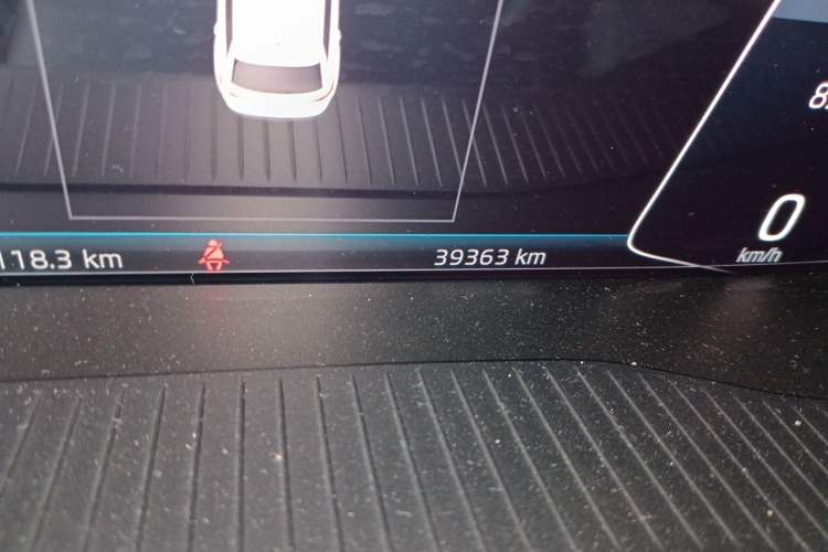 Used Skoda Kodiaq 2020 TSI330 7-Seater Two-Wheel-Drive Luxury Enjoyment Edition Odometer Close Up