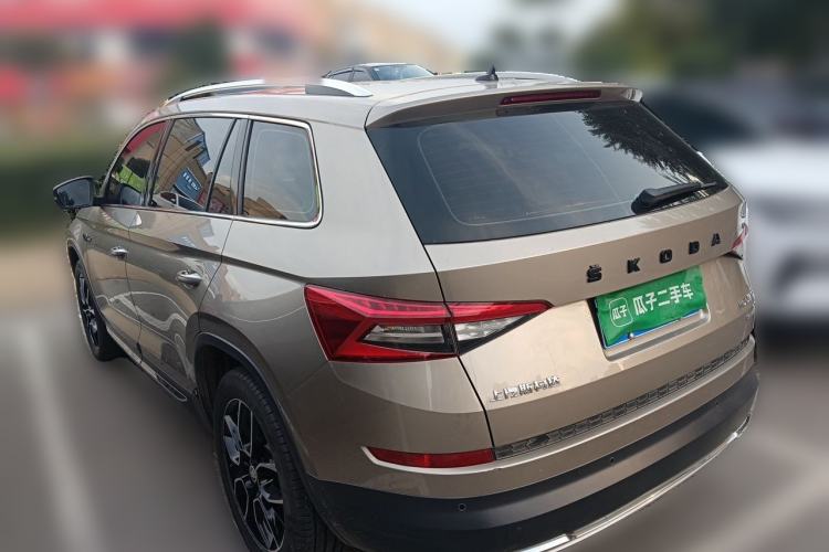 Used Skoda Kodiaq 2020 TSI330 7-Seater Two-Wheel-Drive Luxury Enjoyment Edition Rear Left 45 Deg