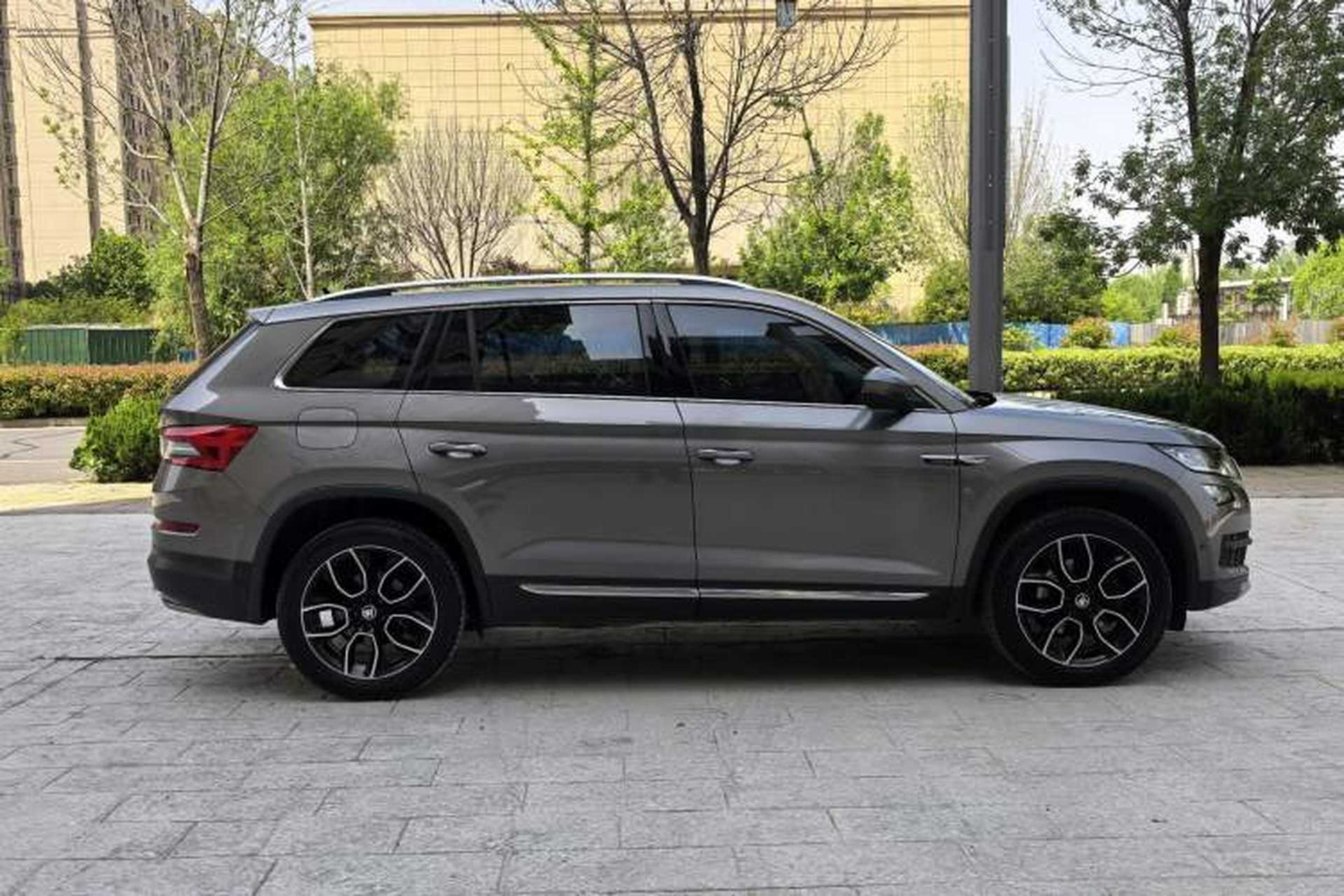 Used Skoda Kodiaq 2020 TSI330 7-Seater Two-Wheel-Drive Luxury Enjoyment Edition Exterior 7
