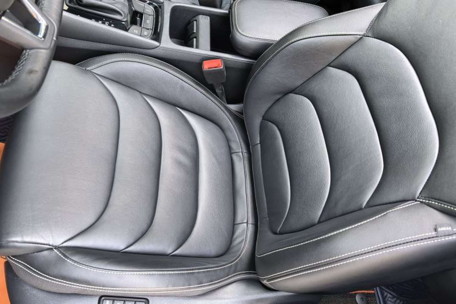 Used Skoda Kodiaq 2020 TSI330 7-Seater Two-Wheel-Drive Luxury Enjoyment Edition Interior 4