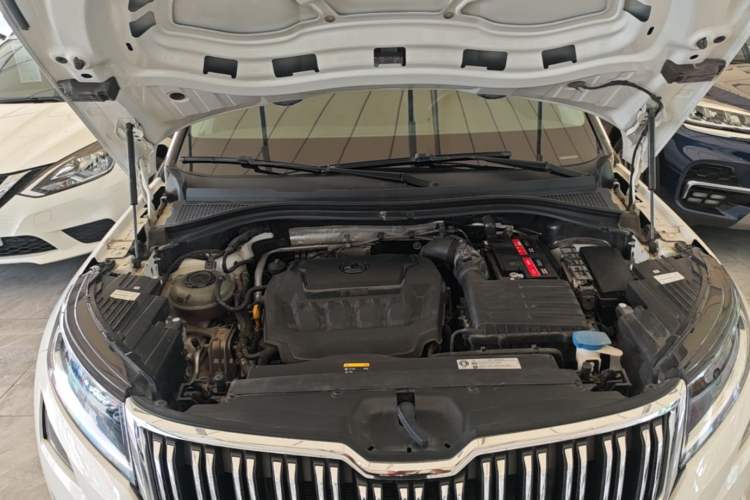 Used Skoda Kodiaq 2020 TSI330 7-Seater Two-Wheel-Drive Luxury Enjoyment Edition Engine Bay