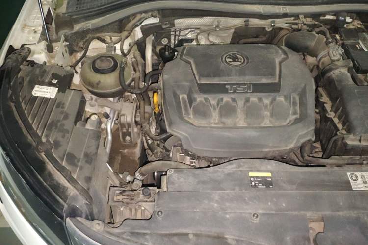 Used Skoda Kodiaq 2020 TSI330 7-Seater Two-Wheel-Drive Luxury Enjoyment Edition Engine Bay Right