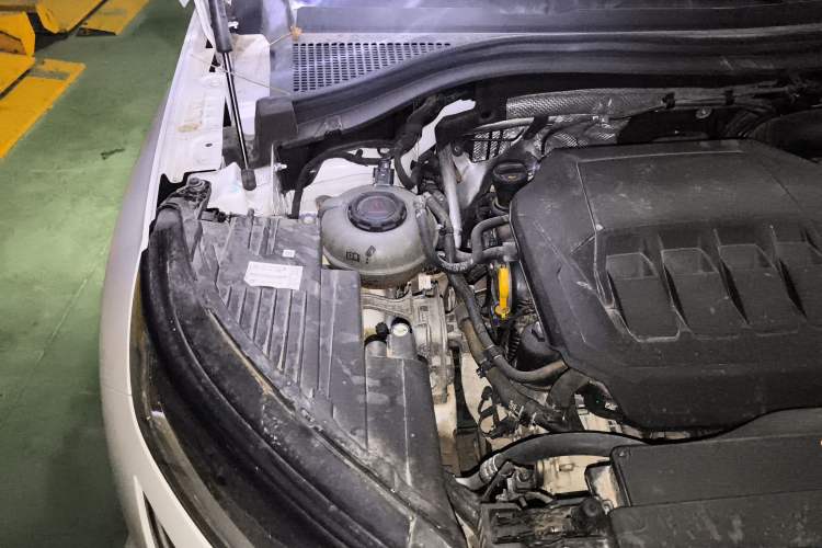 Used Skoda Kodiaq 2020 TSI330 5-Seat Two-Wheel Drive Deluxe Enjoyment Edition Engine Bay Right