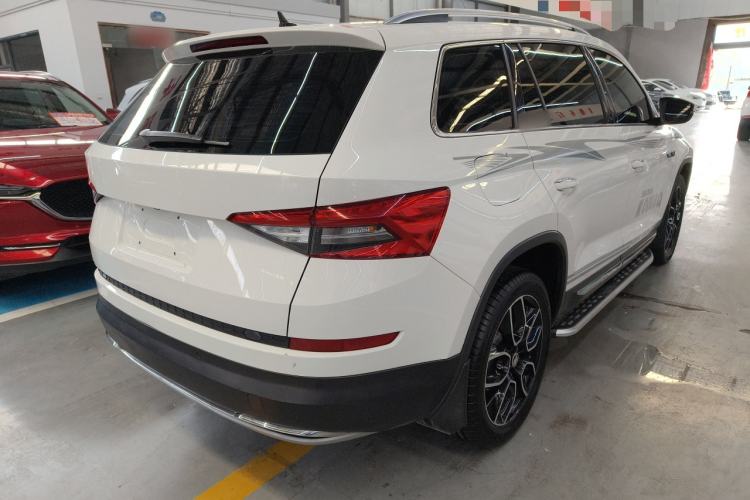 Used Skoda Kodiaq 2020 TSI330 5-Seat Two-Wheel Drive Deluxe Enjoyment Edition Exterior 3