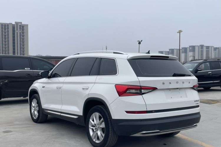 Used Skoda Kodiaq 2020 TSI330 5-Seat Two-Wheel Drive Deluxe Enjoyment Edition Exterior 6