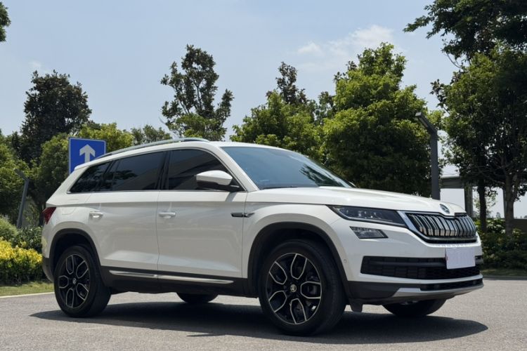 Used Skoda Kodiaq 2020 TSI330 5-Seat Two-Wheel Drive Deluxe Enjoyment Edition Exterior 8