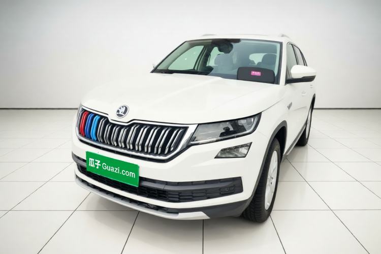 Skoda Kodiaq 2020 TSI330 5-Seat Two-Wheel Drive Deluxe Enjoyment Edition usata Guazi used car, China used car export, Used car for sale, Used cars, Cheapest cars for sale