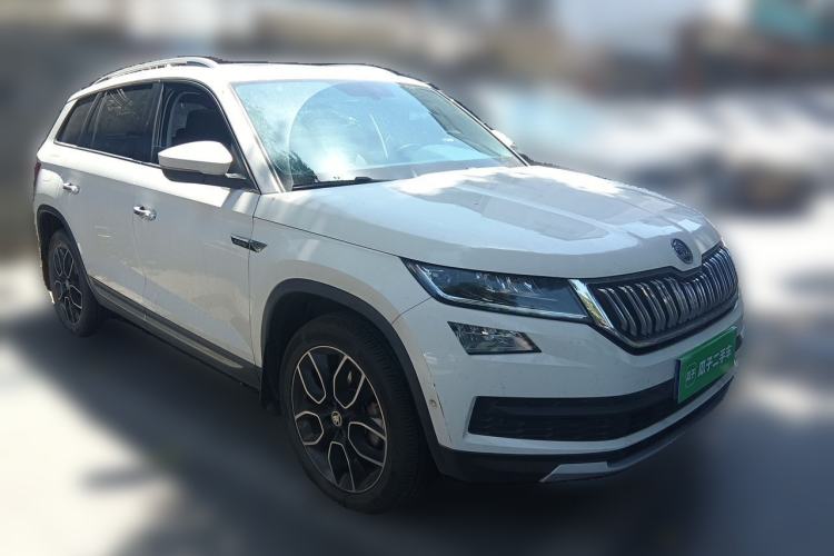 Used Skoda Kodiaq 2020 TSI330 5-Seat Two-Wheel Drive Deluxe Enjoyment Edition Front Right 45 Deg