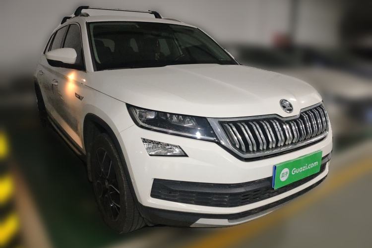 Used Skoda Kodiaq 2020 TSI330 7-Seater Two-Wheel-Drive Luxury Enjoyment Edition Front Right 45 Deg