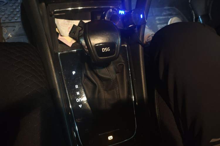 Used Skoda Kodiaq 2020 TSI330 5-Seat Two-Wheel Drive Deluxe Enjoyment Edition Gear Lever