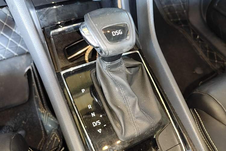 Used Skoda Kodiaq 2020 TSI330 7-Seater Two-Wheel-Drive Luxury Enjoyment Edition Gear Lever