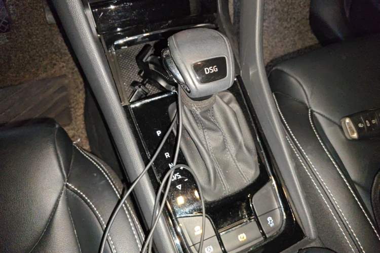 Used Skoda Kodiaq 2020 TSI330 5-Seat Two-Wheel Drive Deluxe Enjoyment Edition Gear Lever