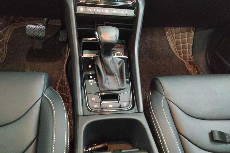 Used Skoda Kodiaq 2020 TSI330 7-Seater Two-Wheel-Drive Luxury Enjoyment Edition Gear Lever
