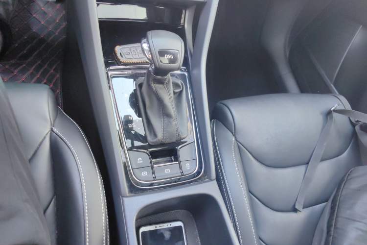Used Skoda Kodiaq 2020 TSI330 7-Seater Two-Wheel-Drive Luxury Enjoyment Edition Gear Lever