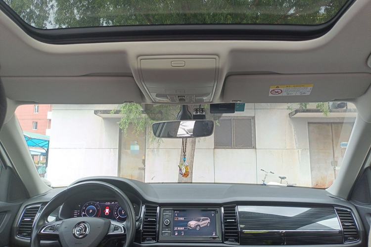 Used Skoda Kodiaq 2020 TSI330 5-Seat Two-Wheel Drive Deluxe Enjoyment Edition Headliner