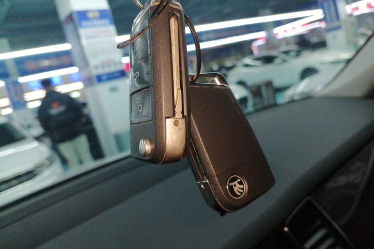 Used Skoda Kodiaq 2020 TSI330 5-Seat Two-Wheel Drive Deluxe Enjoyment Edition Interior 1