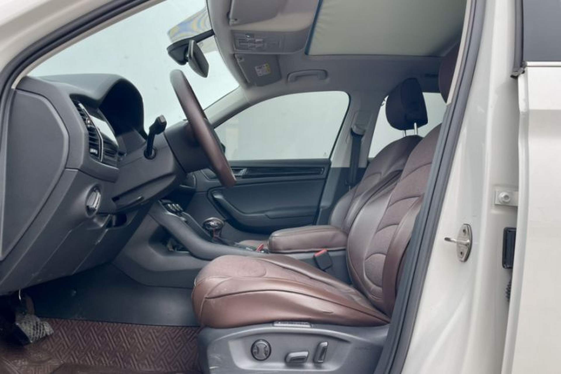 Used Skoda Kodiaq 2020 TSI330 5-Seat Two-Wheel Drive Deluxe Enjoyment Edition Interior 2