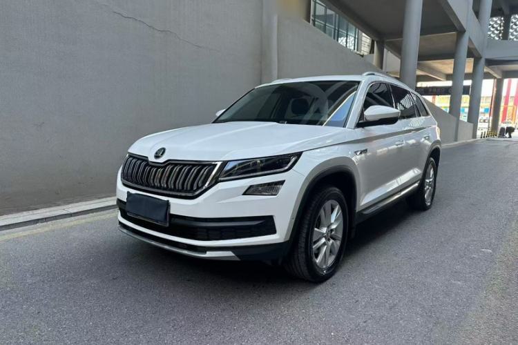 Skoda Kodiaq 2020 TSI330 5-Seat Two-Wheel Drive Deluxe Enjoyment Edition usata Guazi used car, China used car export, Used car for sale, Used cars, Cheapest cars for sale