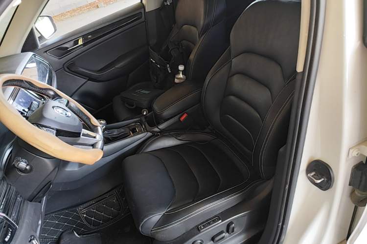 Used Skoda Kodiaq 2020 TSI330 7-Seater Two-Wheel-Drive Luxury Enjoyment Edition Left Front Seat