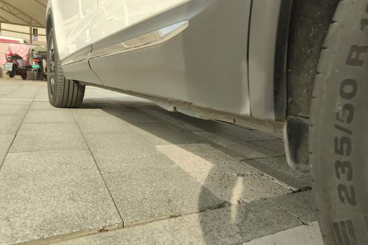 Used Skoda Kodiaq 2020 TSI330 7-Seater Two-Wheel-Drive Luxury Enjoyment Edition Left Side Sill