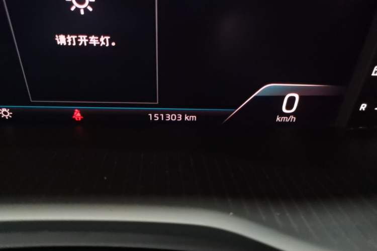 Used Skoda Kodiaq 2020 TSI330 7-Seater Two-Wheel-Drive Luxury Enjoyment Edition Odometer Close Up