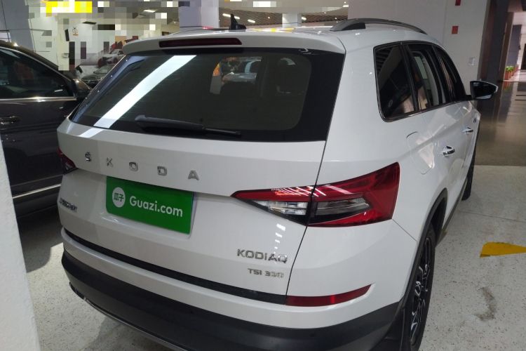Used Skoda Kodiaq 2020 TSI330 7-Seater Two-Wheel-Drive Luxury Enjoyment Edition Rear
