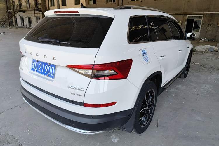Used Skoda Kodiaq 2020 TSI330 7-Seater Two-Wheel-Drive Luxury Enjoyment Edition Rear Right 45 Deg