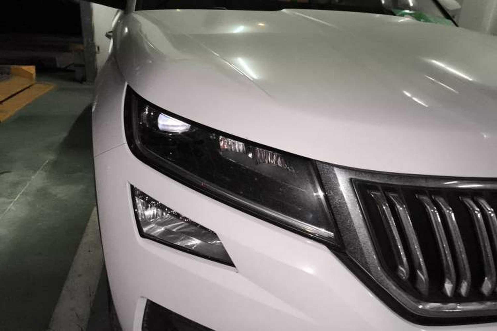 Used Skoda Kodiaq 2020 TSI330 5-Seat Two-Wheel Drive Deluxe Enjoyment Edition Right Front Headlight
