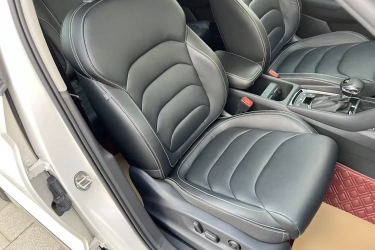 Used Skoda Kodiaq 2020 TSI330 7-Seater Two-Wheel-Drive Luxury Enjoyment Edition Right Front Seat