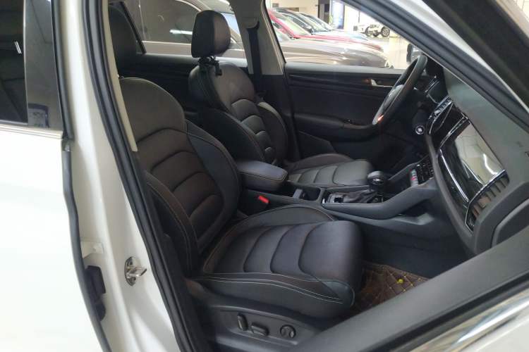 Used Skoda Kodiaq 2020 TSI330 7-Seater Two-Wheel-Drive Luxury Enjoyment Edition Right Front Seat