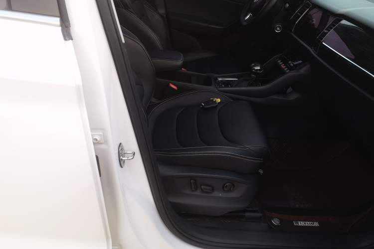 Used Skoda Kodiaq 2020 TSI330 5-Seat Two-Wheel Drive Deluxe Enjoyment Edition Right Front Seat