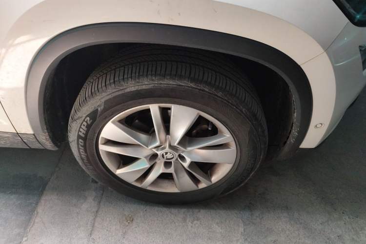 Used Skoda Kodiaq 2020 TSI330 5-Seat Two-Wheel Drive Deluxe Enjoyment Edition Right Front Wheel Hub