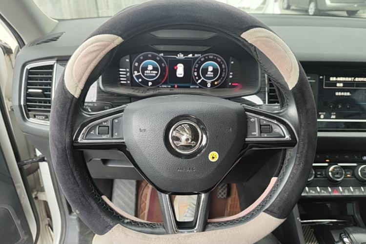 Used Skoda Kodiaq 2020 TSI330 7-Seater Two-Wheel-Drive Luxury Enjoyment Edition Steering Wheel