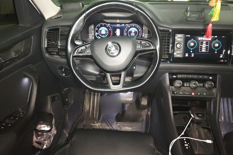 Used Skoda Kodiaq 2020 TSI330 7-Seater Two-Wheel-Drive Luxury Enjoyment Edition Steering Wheel