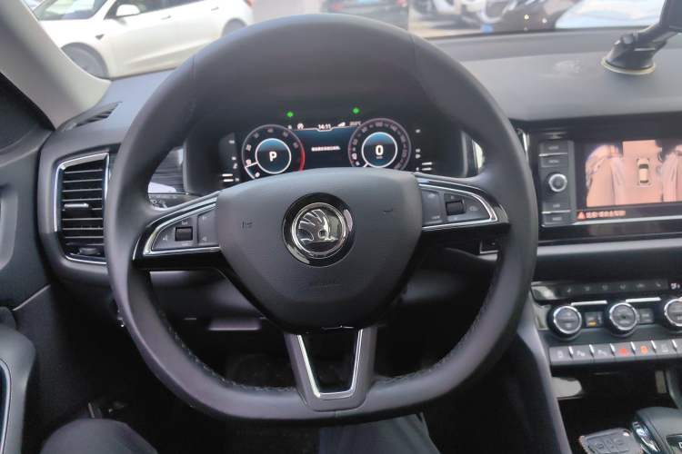 Used Skoda Kodiaq 2020 TSI330 7-Seater Two-Wheel-Drive Luxury Enjoyment Edition Steering Wheel